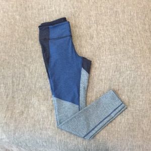 Outdoor voice legging